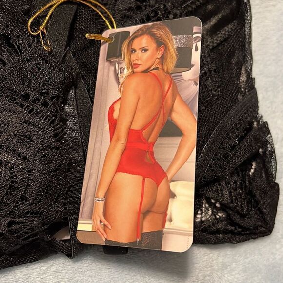 New Lingerie - Picture 3 of 4